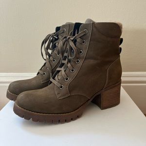 Steve Madden Command Boots